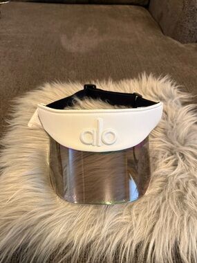 ALO White Airlift Solar Visor